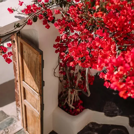 Spitia Santorini Collection